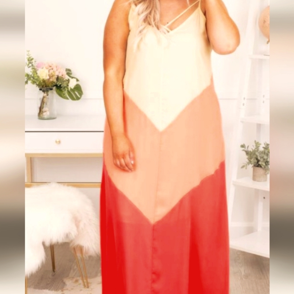 Elegant Color Block Maxi Dress .New Condition Size M.Pit To Pit17"